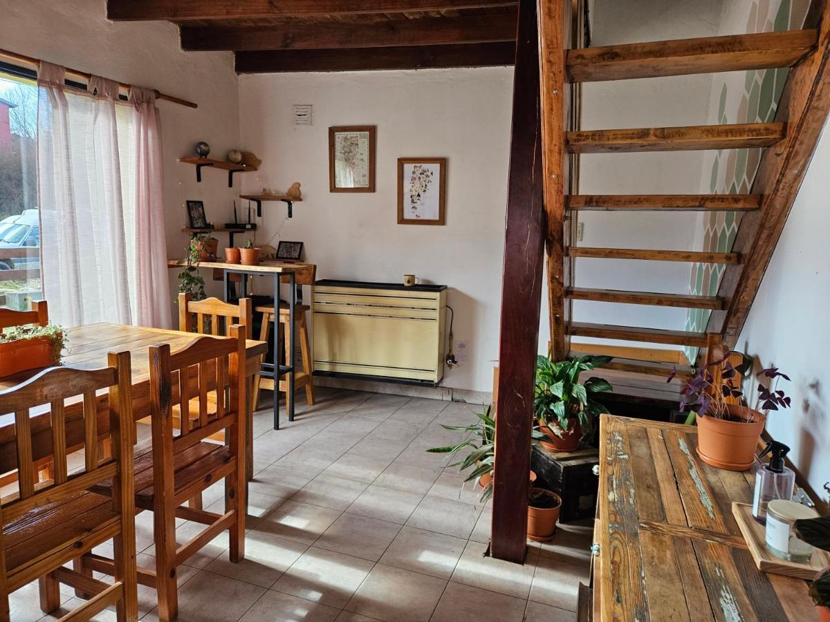 Yellow House Cottage El Chalten Ngoại thất bức ảnh